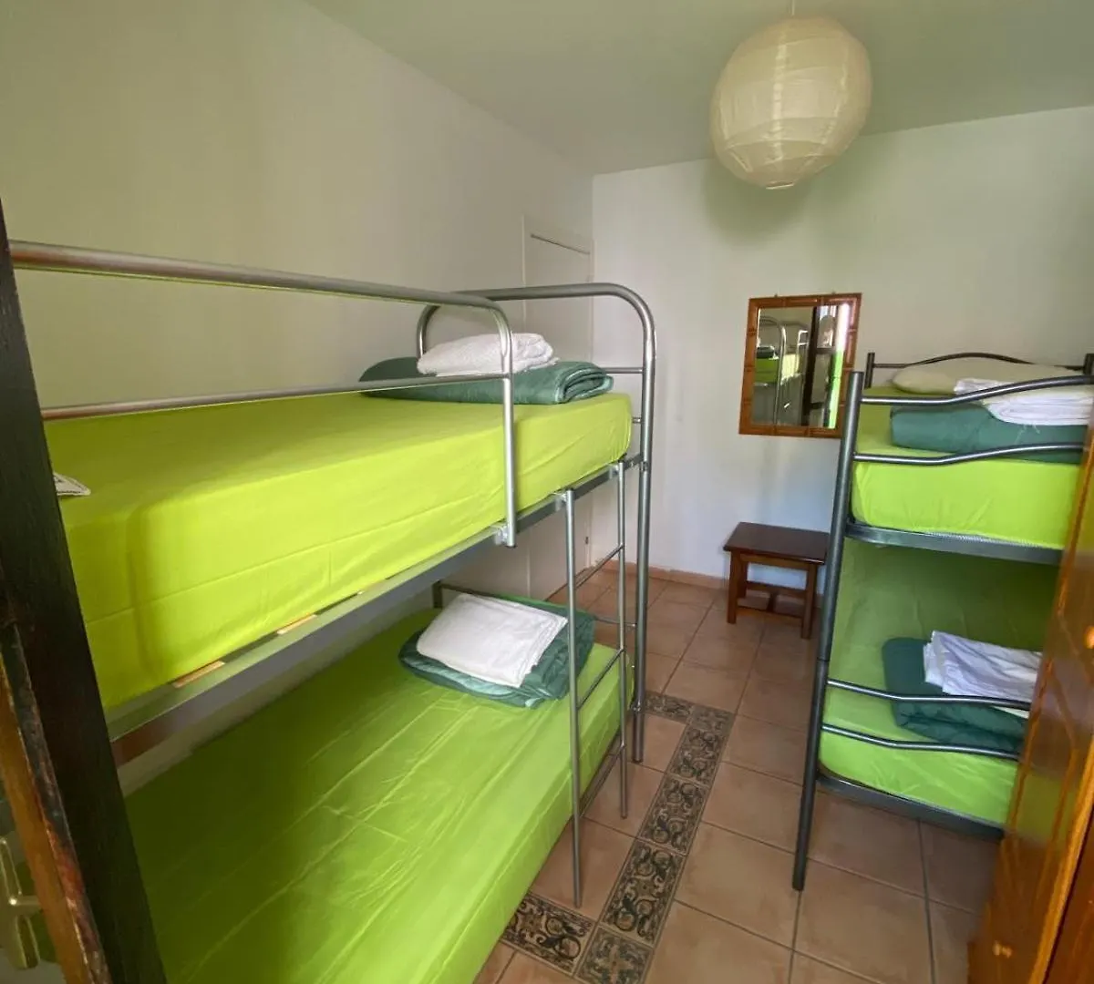 The Best House Tenerife Habitaciones Compartidas Costa Adeje  España