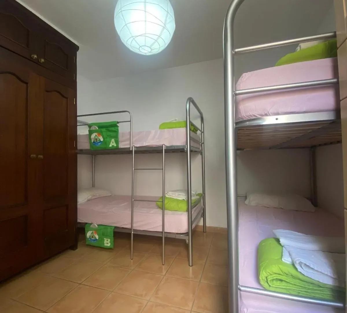 The Best House Tenerife Habitaciones Compartidas Costa Adeje  0*, Costa Adeje (Tenerife)